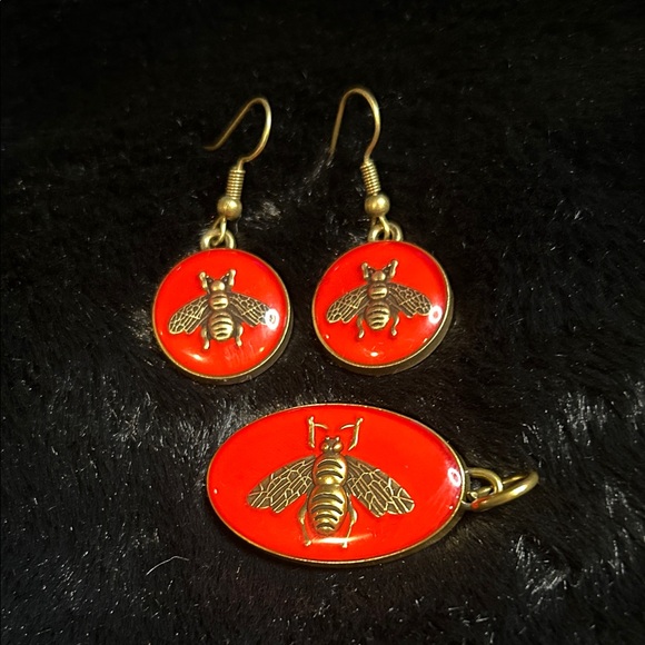 Bee Red & Antique Gold Bronze Earrings Pendant Set Upcycled Repurposed,All Products : American Fashion Style Bags On Sale